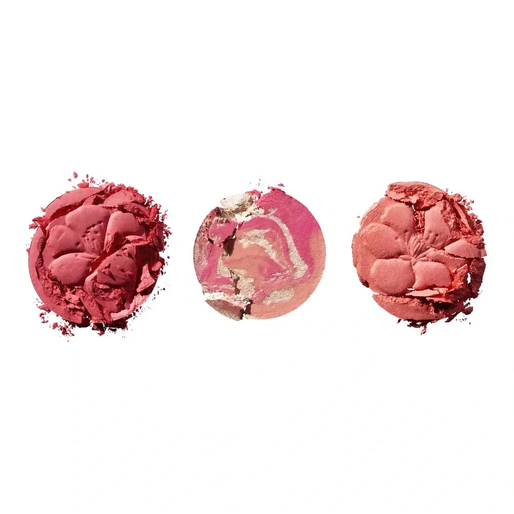 R.E.M. beauty Wicked Cherry Blossom Blush Palette - Coral